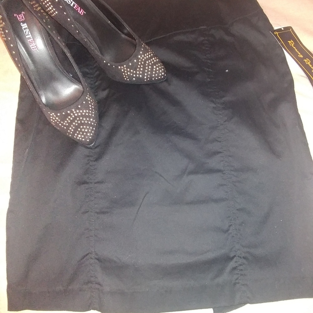Black Skirt